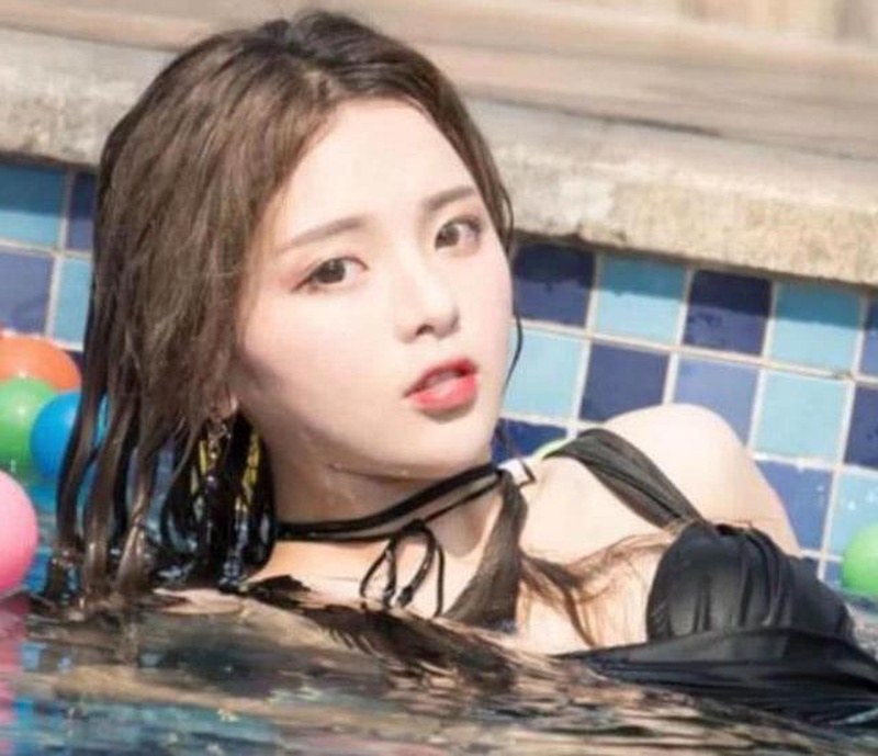 杨超越